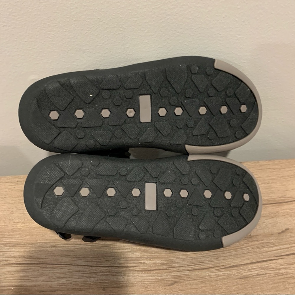 NEW Sonoma little boys size 1 gray camouflage strapy sandals - Picture 5 of 6